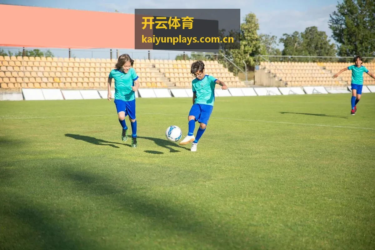 开云体育体育播客主持人